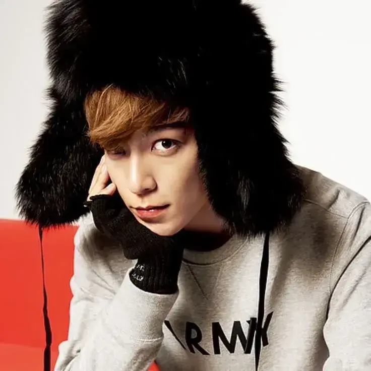 GivingSlide1475의 Kang Min-jun