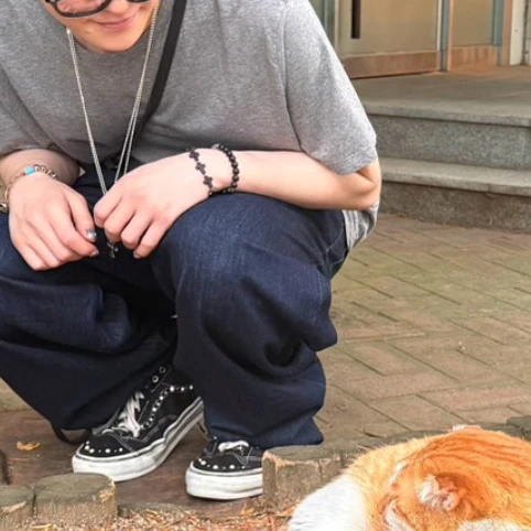 よし