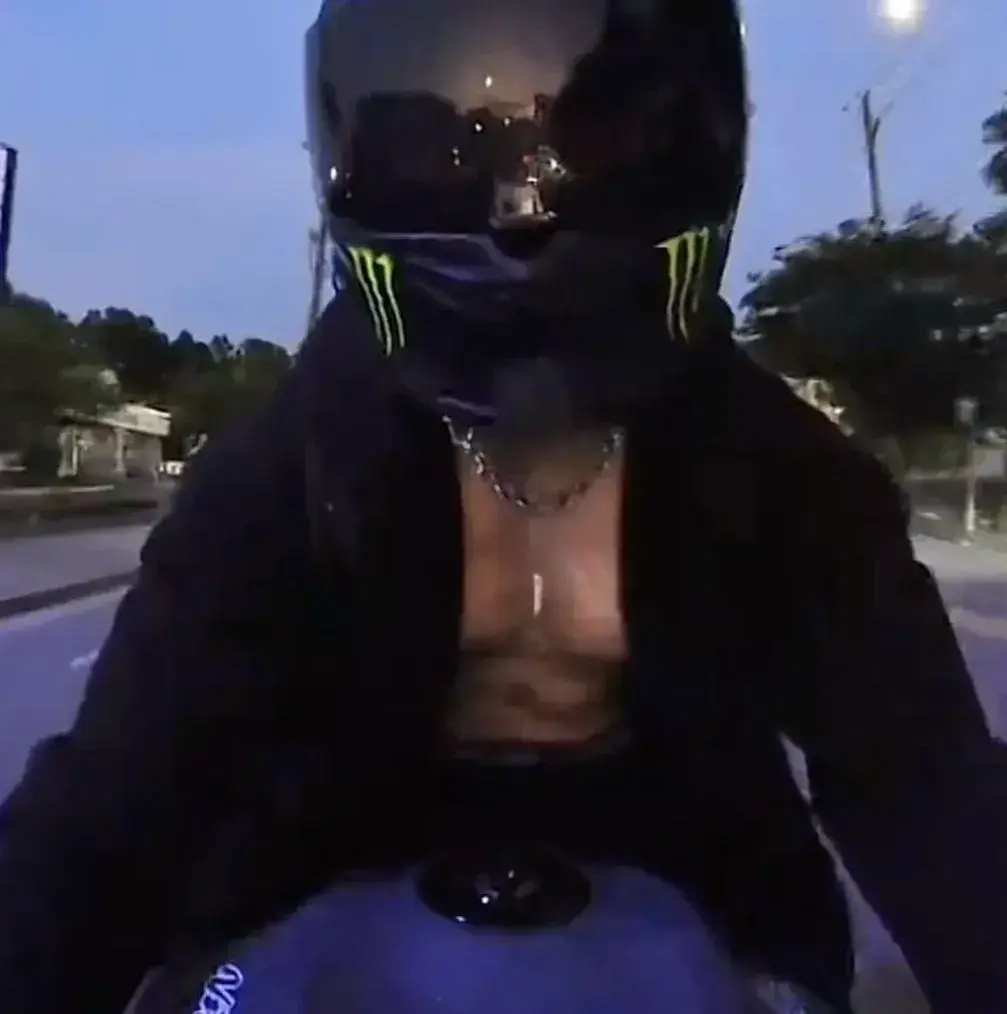 FussyCurry6297의 Enemy