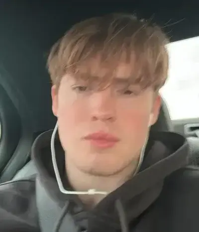 SillyEmoji8189의 Kit Connor