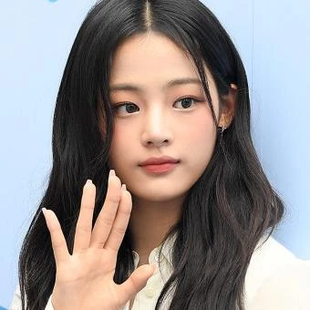 민지