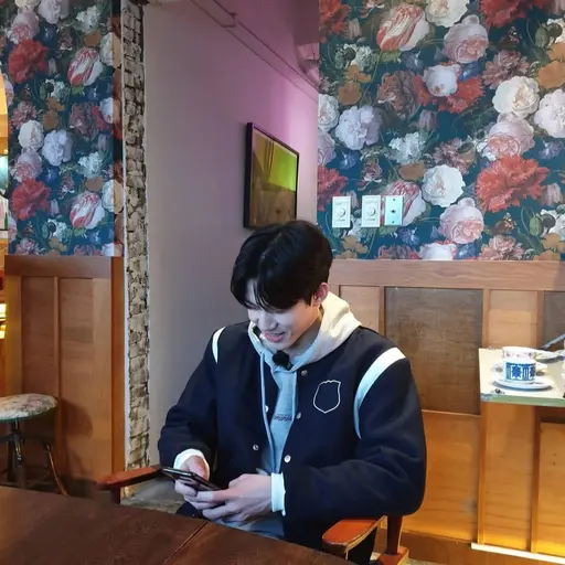 GildedApple5809의 윤도운