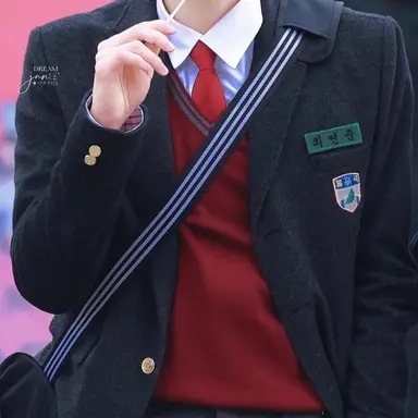 Profile image of YJ