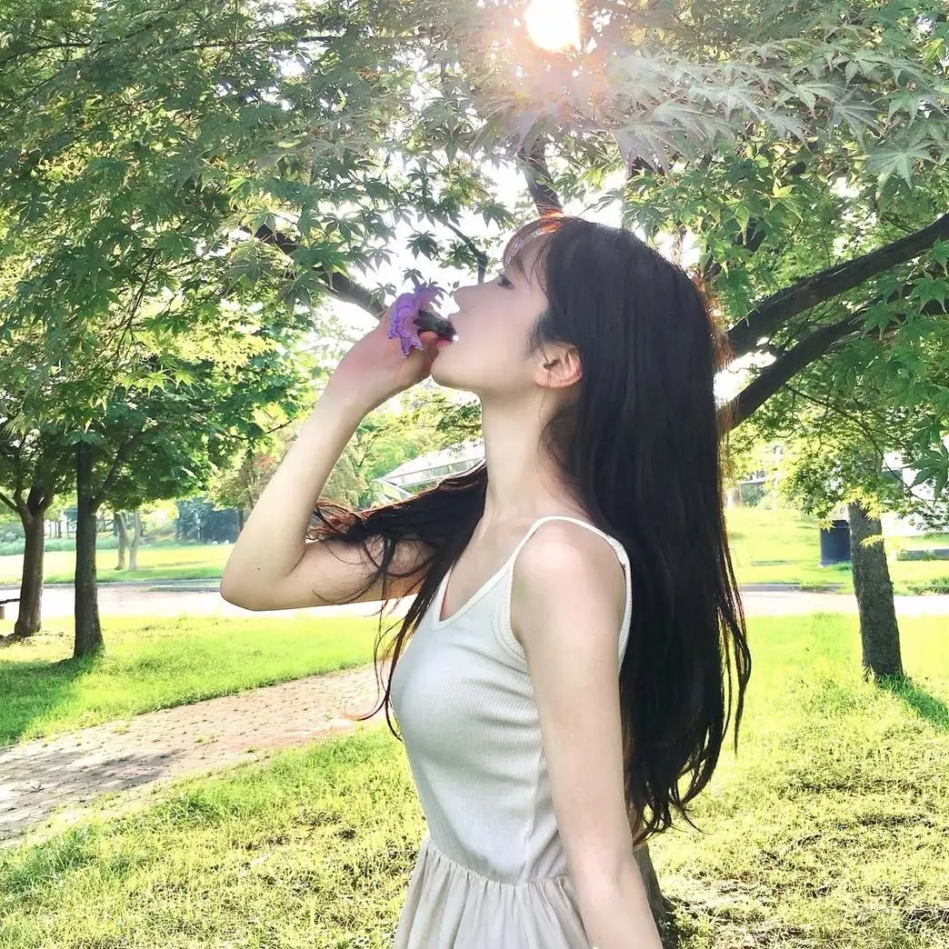 RudeVest5484의 놀자고 연락?