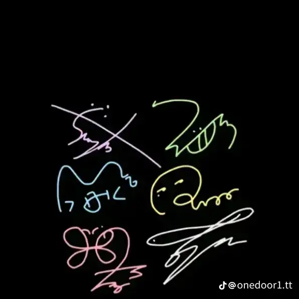 FolksyMink5619의 피어싱 키스.