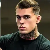 BeigeMouse7308의 Elias Vance