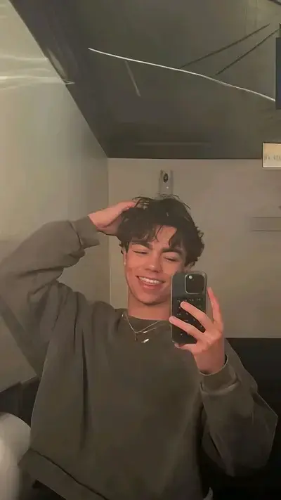 BreezyRobot5691의 Malachi Barton