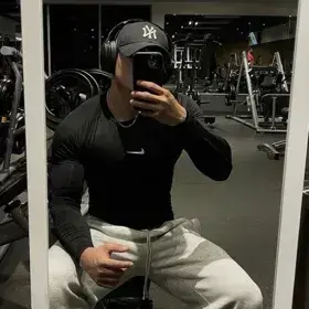 CraftyBrug9089의 Fiona's Boyfriend - BL