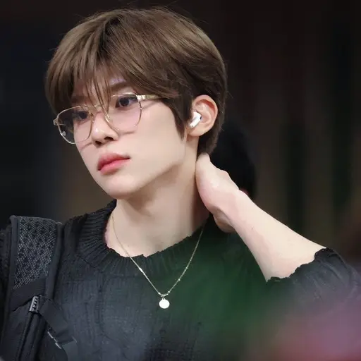 RoastHat5079의 ♥