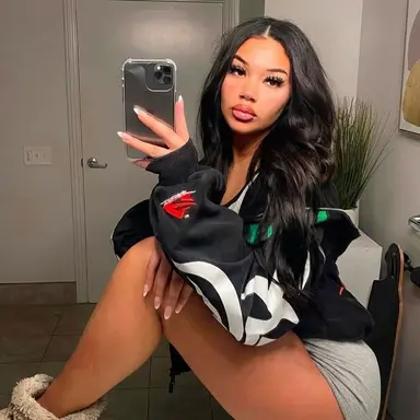 Profile image of Lexi