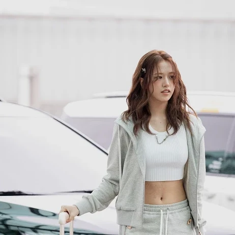안유진