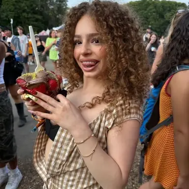 Profile image of Eliana Kalogerass