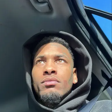 Profile image of EJ