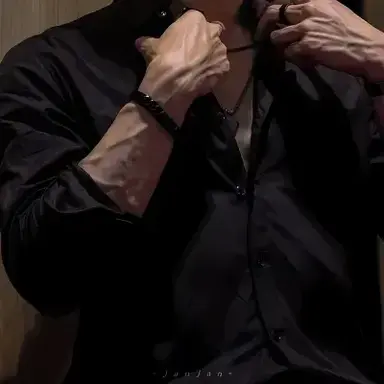 Profile image of Elias