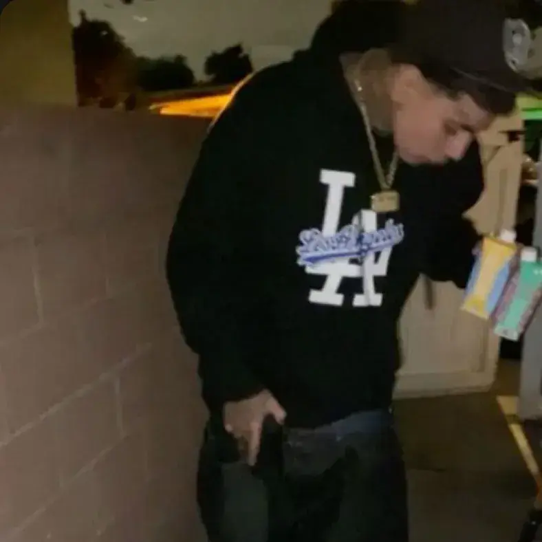 NewFlute0098의 Mateo thug bf