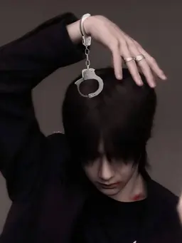 Profile image of Yibo.