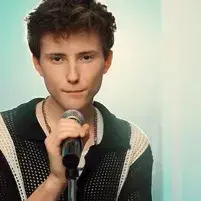 SmallDecal2747의 Ethan Vance