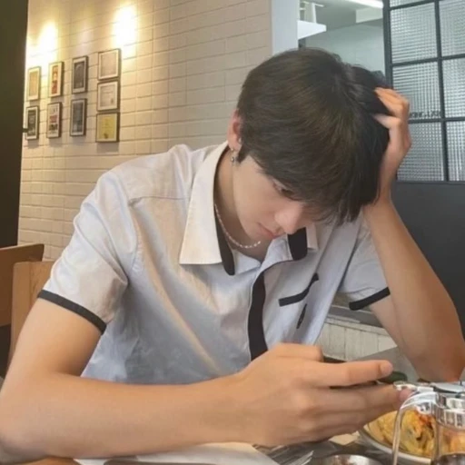 조우찬