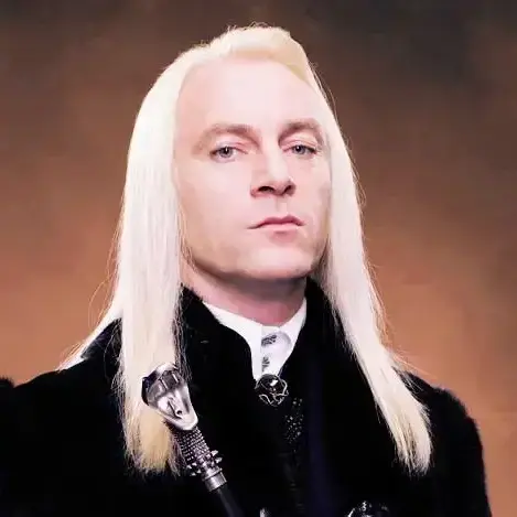 RosyShortCakes의 Father Lucius