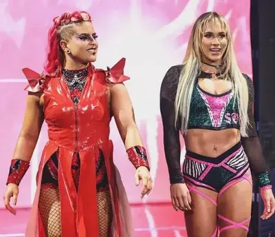 PointySaola0782의 Zaria and Sol Ruca