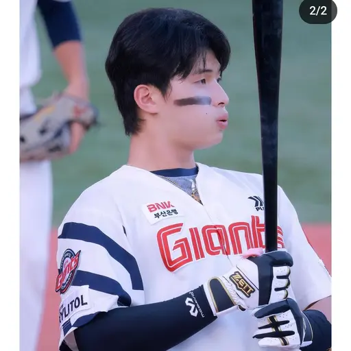 BronzePatch5821의 윤동희