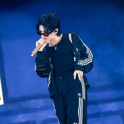 SKZ__SVT__0801_0214의 남편 이지훈