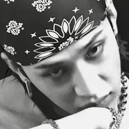 PoliteBaiji7109의 Min-jun