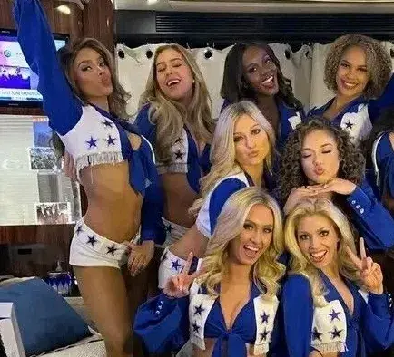 PlumSage5295의 Cowboy Cheerleaders