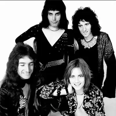 AmusedHorgi7442의 Queen