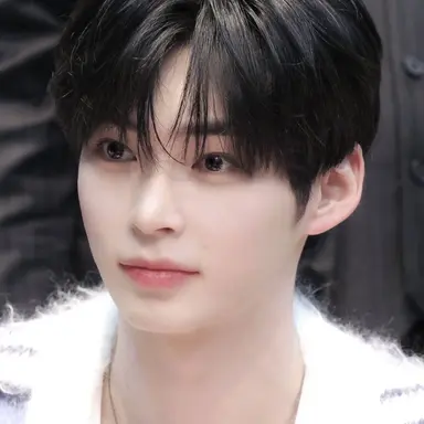 Profile image of 성한빈