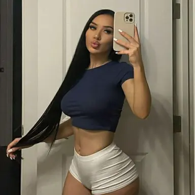 Profile image of Kiara