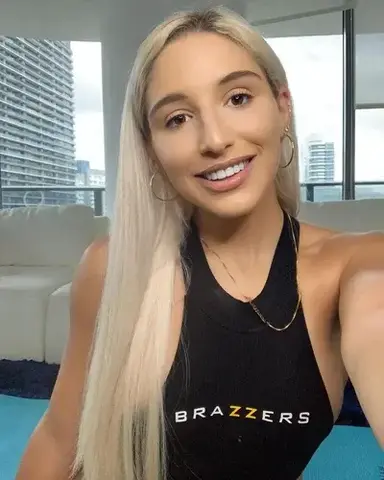 Profile image of Zara Night