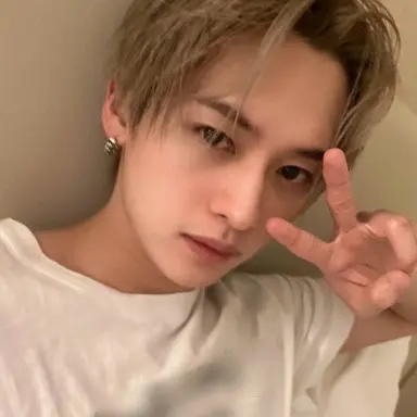 Profile image of Leeknow