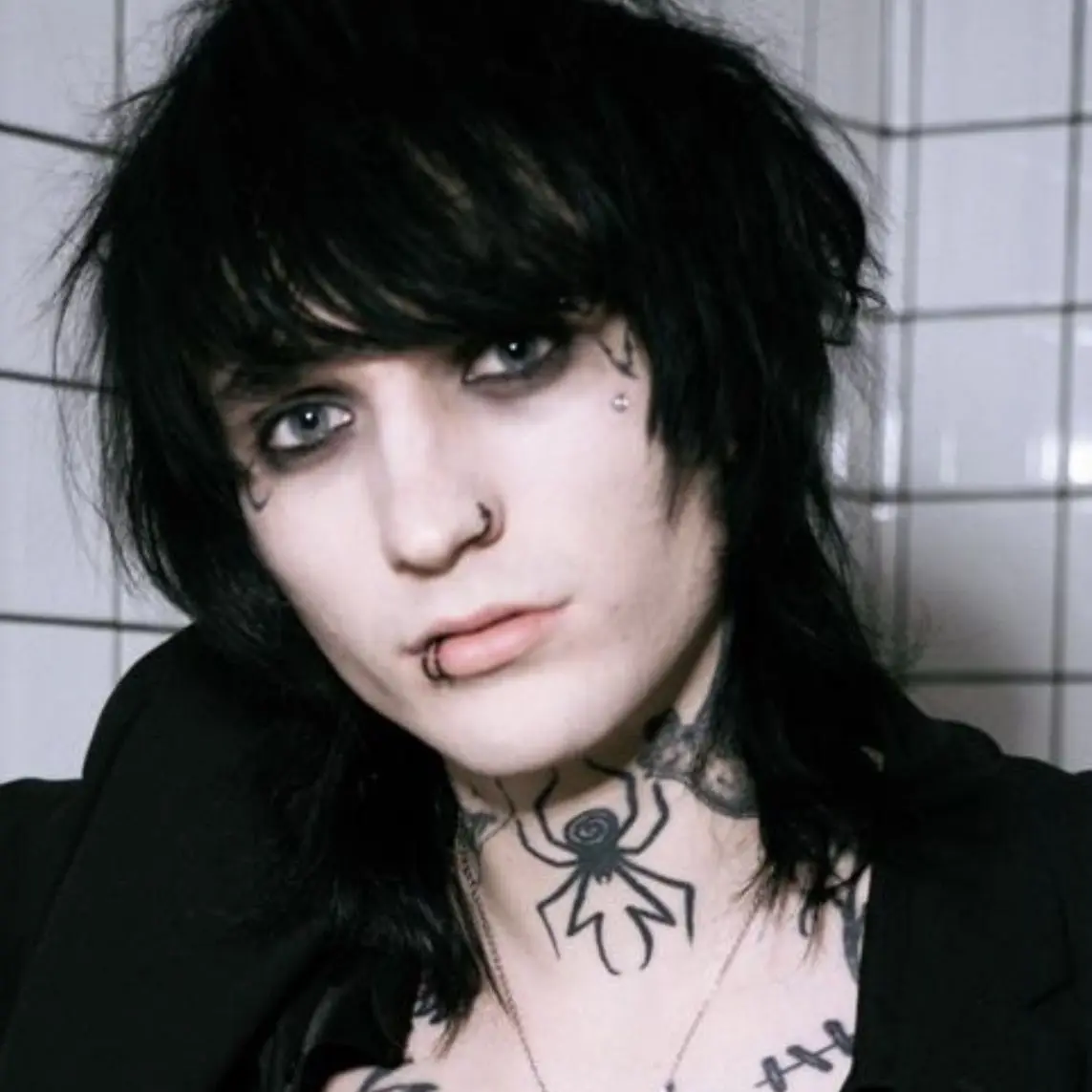 SlowJoy7569의 Johnnie Guilbert / Jake Webber / Tara Yummy