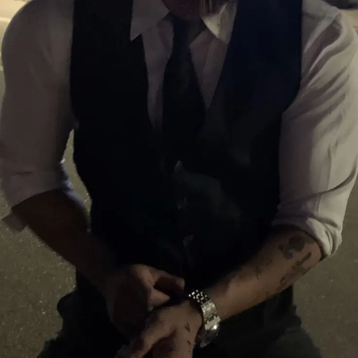 BlandBee4247의 Velvet Cage