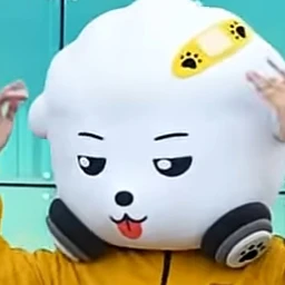 머어엉