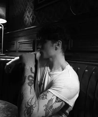 BitingScrew2252의 Kai lakestone