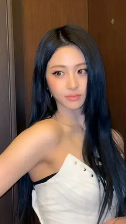 Profile image of Jennifer Lee