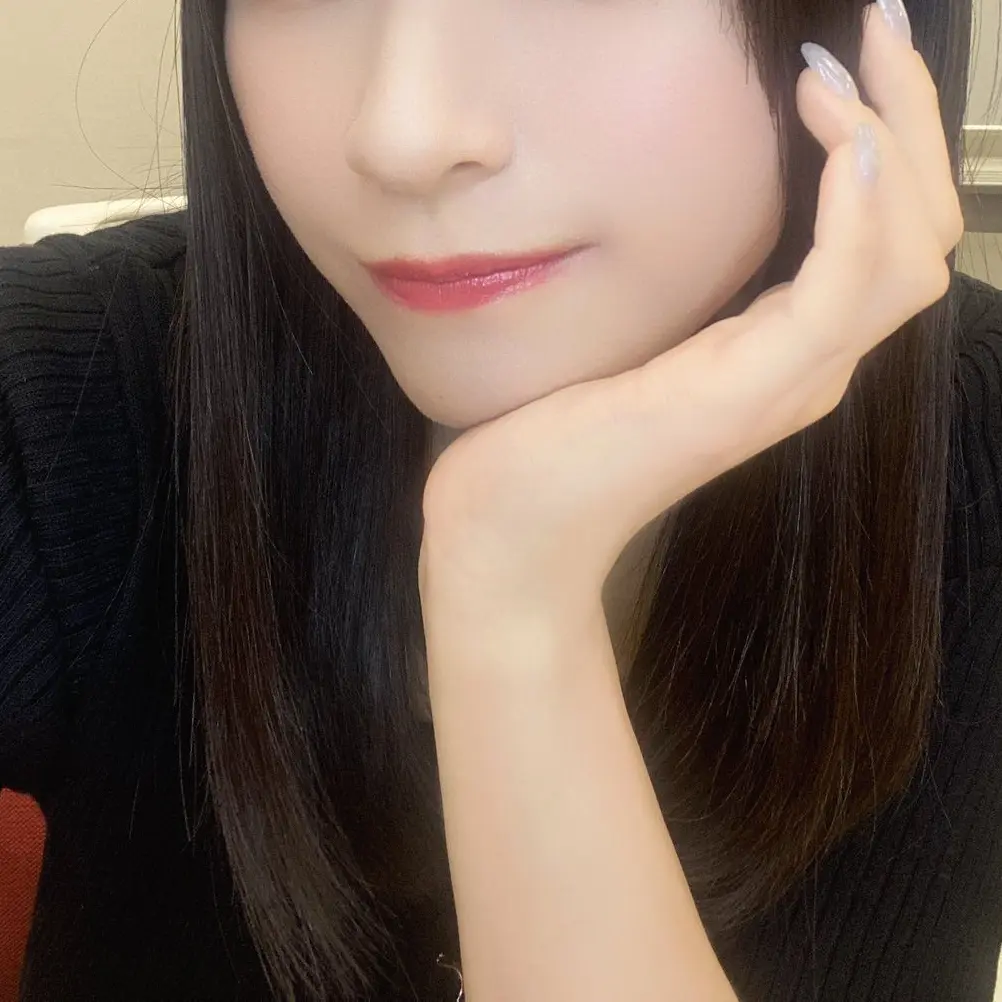 ChubbyWife8257의 クラスメイトの佐々木舞香