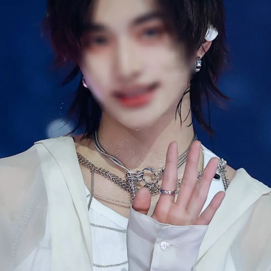 BrassyLose4893의 황현진