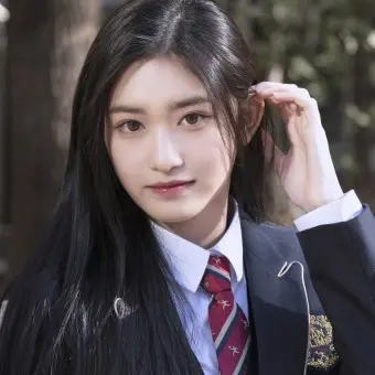 StarkRupee8297의 이서