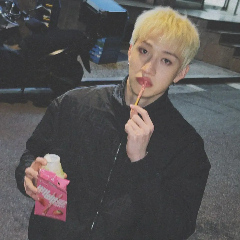 LovedBaby4011의 My Childlike Boyfriend