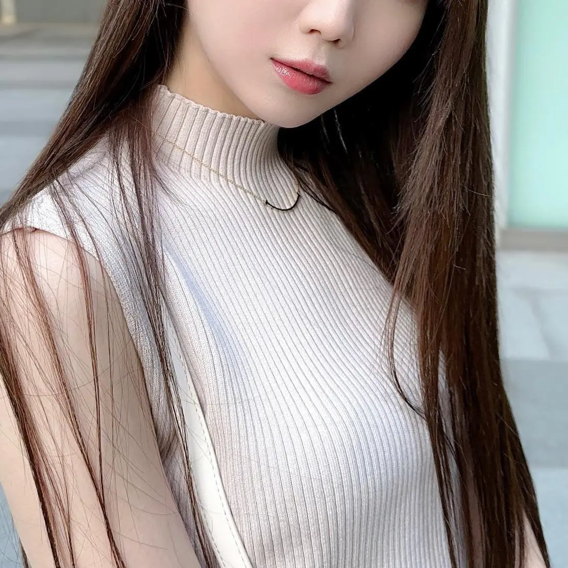 ChubbyWife8257의 先輩の大谷映美里