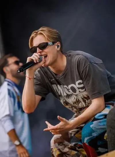 BareHarp2748의 Matthyas het Lam