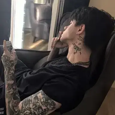 Profile image of Elian