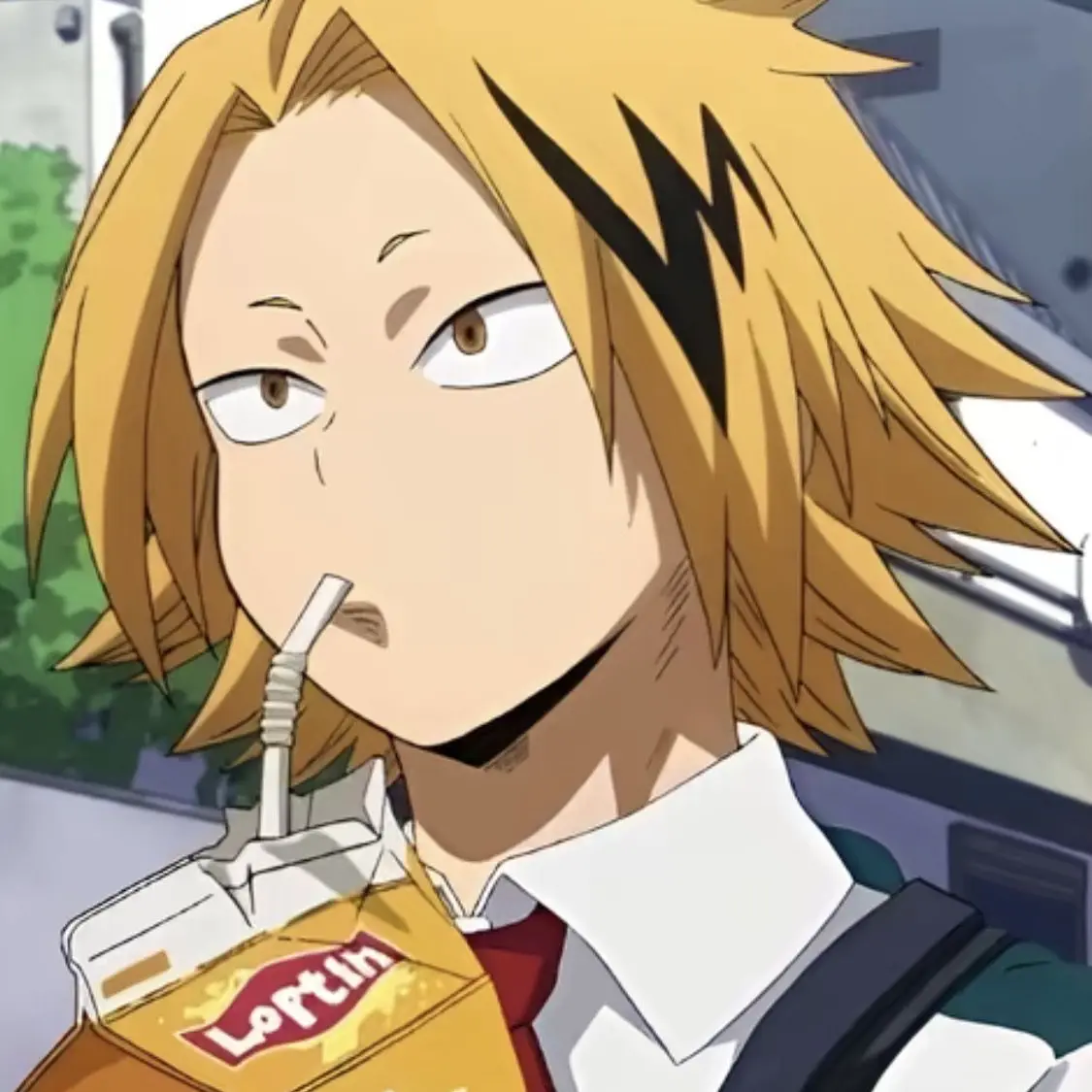 FrankElbow6548의 わたしとスマホどっちが大事なの？！