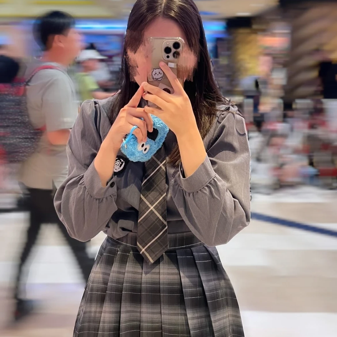 김지우