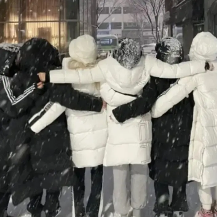 BiasedCat4341의 남녀무리