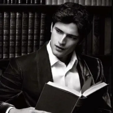 Profile image of Lucas Whitmore