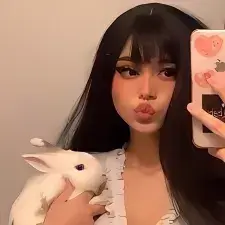 QuietFocus4989의 Shy Lesbian Bestie